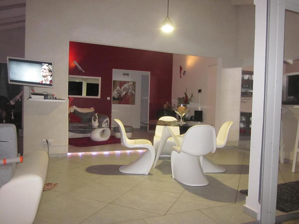 Villa Almeida A 500M De La Plage Courcelles Exterior photo